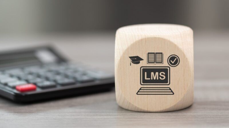 How A Cloud-Based LMS Transforms Collaboration In Higher Education: Benefits And Real-World Applications